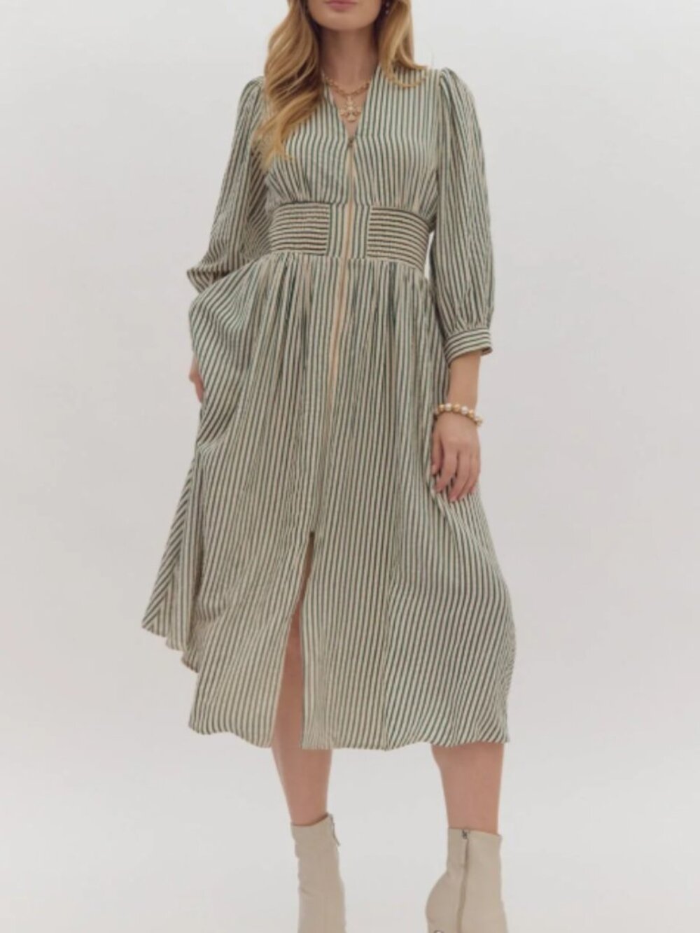 Entro Striped V-Neck Midi Dress W/Smocked Waist Green Size L